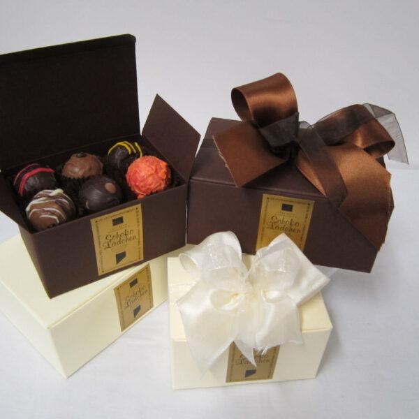 Ballotin mit 24 Pralinen MIT Alkohol